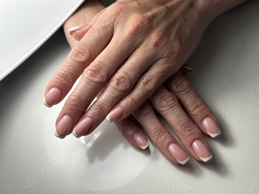 Pose sur Ongles Naturels en gel 44€ttc